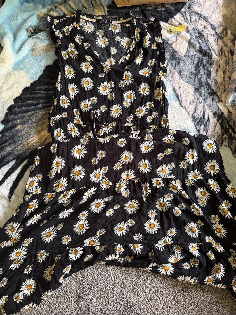 Signature by Sangria Black Daisy Print Maxi Dress
